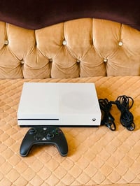 Xbox One S • اكس بوكس ون اس • جهاز العاب Xbox • Xbox مستعمل • Xbox One...