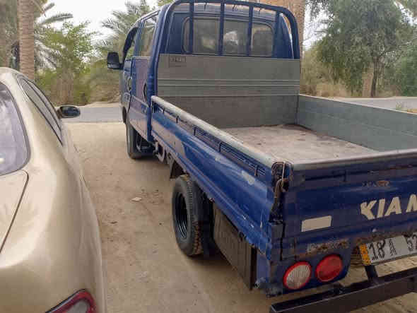 دبل قماره موديل 2007 سياره بأسمي مكفوله من صبغ وتبديل حداديه ومكينه بيها خيط بخار هزه جديده ورقم جديد رقم الهاتف /***********
