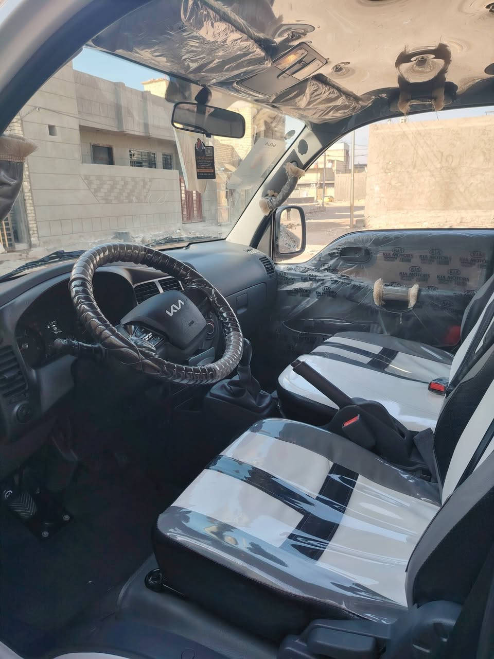 كيا موديل 25 للبيع مكاني بغداد الامين الاولى اندوشيمه كامله سعر 175 وبمجال ***********
