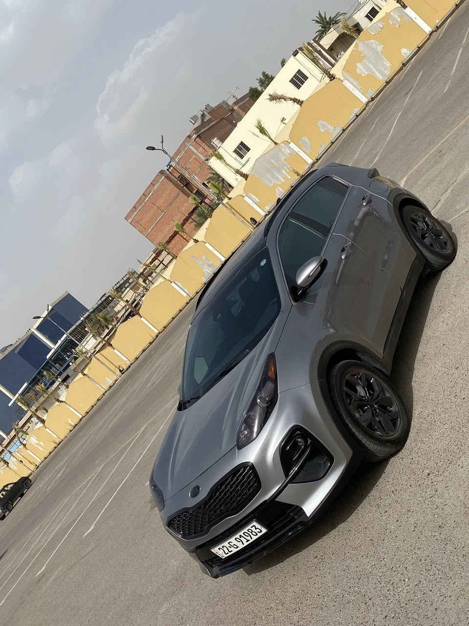 السلام عليكم عدي هذن الوياله بلادية مال سبورتج من موديل 2016 الى موديل 2022 بلاديه اصلية انسه شي طسه حجم 18 عرض 7.5 نضافة 3 نضيفات ‎%‎100 و واحد بس بي شويه عواج 125غرام 1.25 اونصة  و تعالج بالبلنص وما بي شي بالمشي سعرهن 250 دولار و الي عده وياله رياضيه يراوس ينزل بالتعاليق او خاص *********** بغداد السيدية
