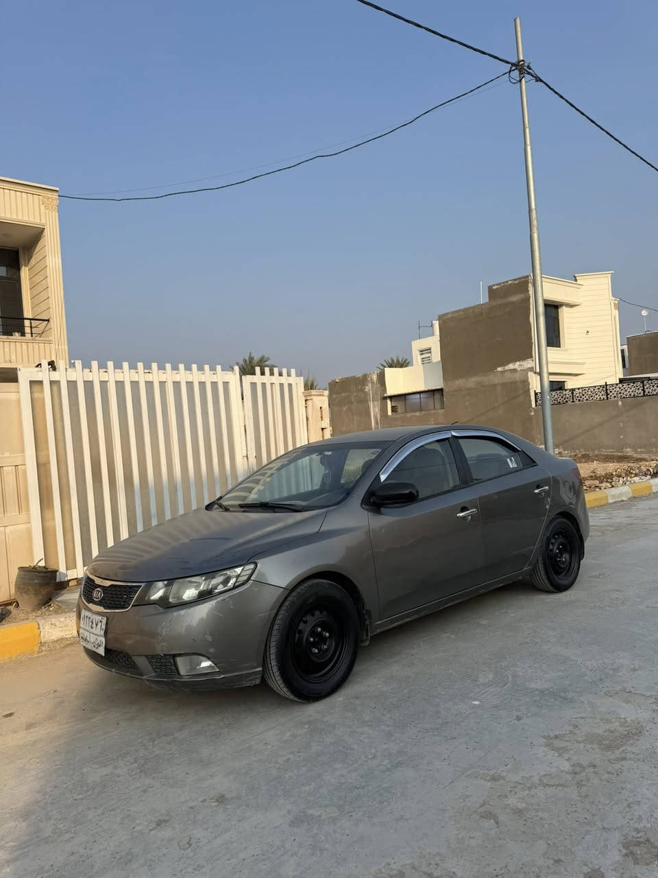 سيراتو 2012 خليجي 
مكفوله من الضربه والتبديل والصبغ 
(فقط باب رش كلير ) 
(سنوية منتهية بال 2024 )
راعيها عربي تريد تحويل وكاله بالخدمه 
السعر النهائي 85 
***********
***********
