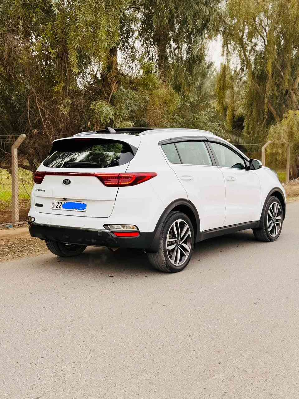 السلام عليكم للبيع 

خليجي (خليجي)
سبورتج 2020

فول للخير 1/1

بانوراما طكتين

بصمه
بصمه ابواب

سايد بريك بصمه
جنطه كهرباء
كشنات 2 كهرباء

جلد
شفتات ستيرن
تحكم ستيرن
شاشه كبيره
مري شفط

السياره فول الفول للخير ومكفوله كفاله عامه عدا الرصعه الي بل صندوك فقط

السعر.  .. 208 بلاش وبيه مجال بسيط

العنوان بغداد الكرخ

***********

*********** بي واتساب
