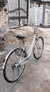 ًسًــــــــلَآمِــــــــ عــــــــلَيـــــــّكَمِــــــــ👋
بايسكل بطه نوع PANOSONIC ياباني🚲
مكينه 3 سرعات
بايسكل لون رصاصي نظيف💦
صارله شهر من نازل من الحاويه💯
سعر 90 وبس مجال 👈👈[للشراي] 
عنوان📍حله حي الصحه شارع الكورنيش
اتصال📞***********
