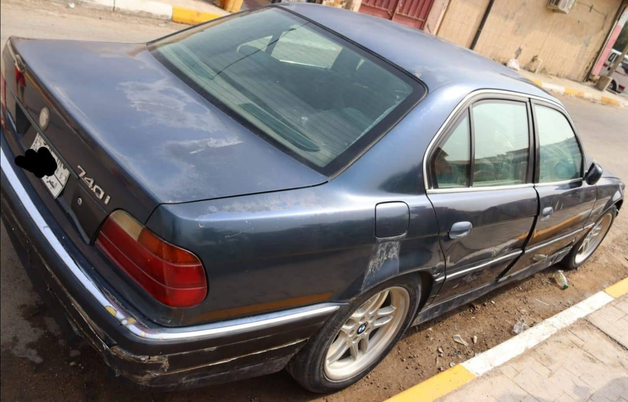 السلام عليكم 
خفاش 740 موديل 1998 رقم بصره دولي شرط التحويل مكينه وكير مكفولات السياره شوفة عينك ناقصهه ترتيبات لان متروكه 
سعرهه 45 وبيه مجال 
***********
***********
