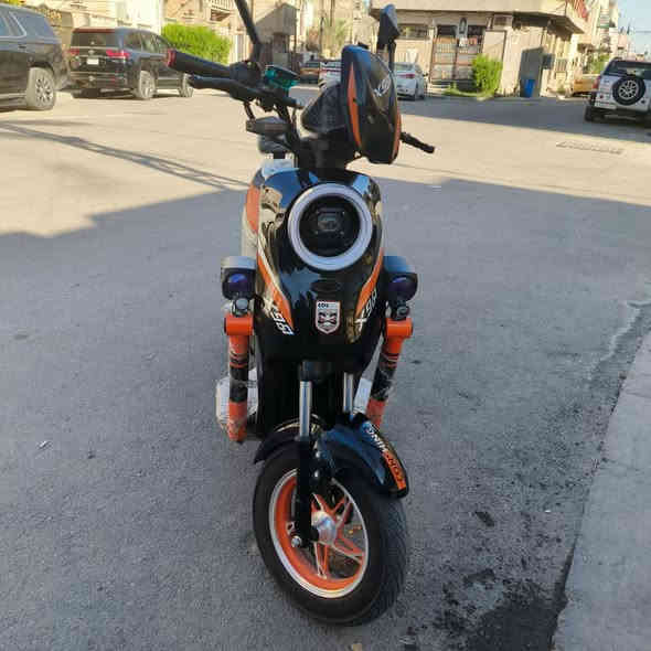 دراجه شحن x900 جديده قبل شهر ونص اخذتها خمس بطاريات حجم كبير تشغيل عن بعد بصمه سويجات ثنين وبصمتين شاشه دجتل سماعات دمام بلوتوث لدات نشره وباقي المواصفات معروفعه مال x900السعر 525 مكان بغداد الطوبجي ***********
