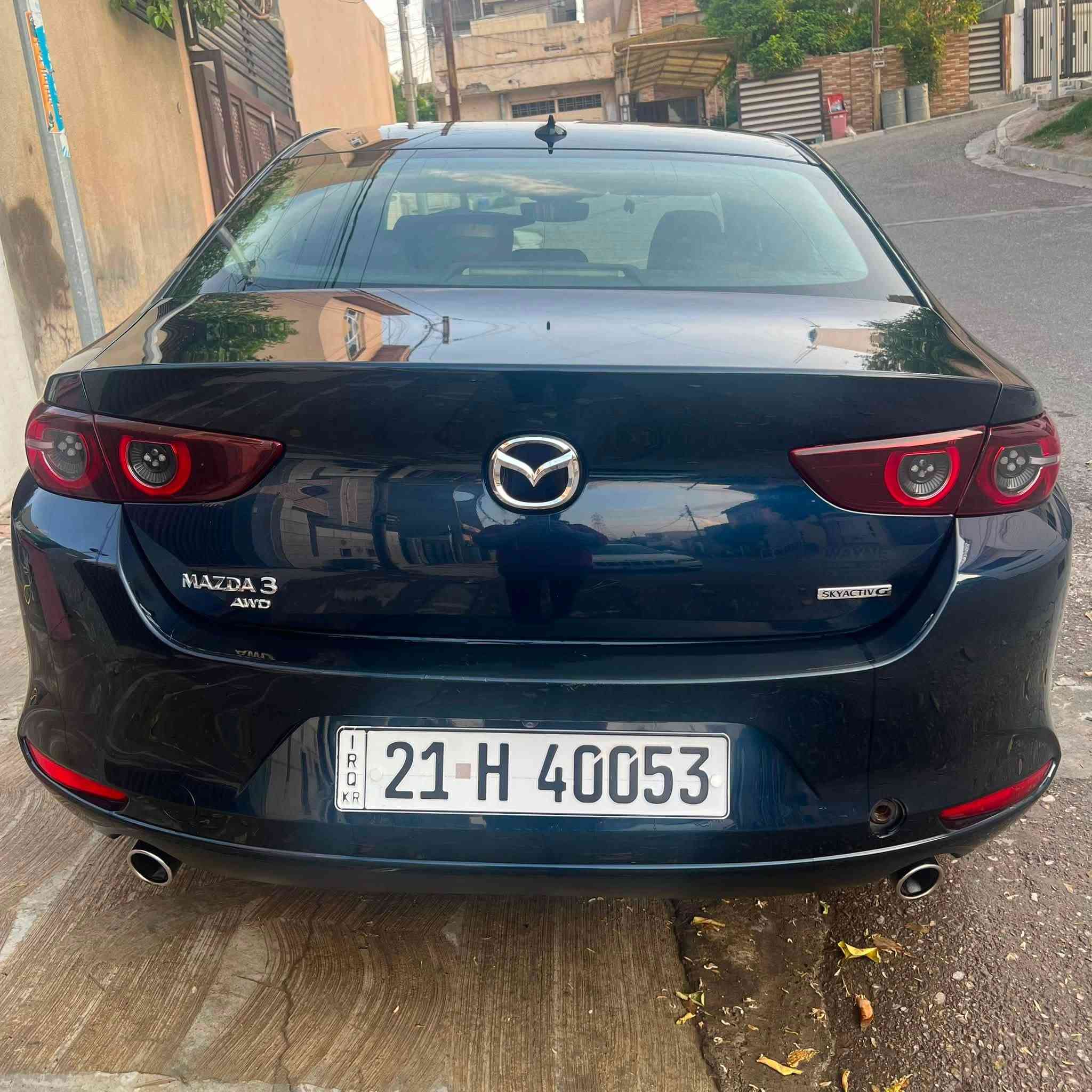 مازدا 3  2020 كلين
السعر ١٤٠$ وبيه شويه مجال
وارد امريكي ماشيه ٦٢٠٠٠ كيلومتر 
مواصفات 
محرك ٢.٥ بدون توربو AWD
تحكم مناخي منفصل كشنات جلد 
بصمه اوتو هولد هند بريك الكتروني بروجكتر 
تحكمات ستيرن قياده شبه ذاتيه 
تنبيه نقاط عمياء رادار
كير اف وان لايتات زنون ومتكيفه بلادي لايتات خلفي وداخلي ليد فقاس في دواست البنزين
ويل كروم 
السنويه باسمي تنتهي 2027 شهر 11

***********
