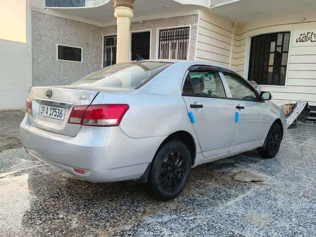 سلام عليكم بيوايدي مديل 2013 G 3
رقم كربلاء انگليزي مشروع وطني بآي مرور تداور سنويه لل 2030 هزه جديده
گير عادي المرغوب
السياره فول مواصفات 1 / 1
مكينه وگير مكفولات 
حداديه تخم تاير تبريد تدفئه مكفولات 
مكفوله من الضربه 
السعر 50 $ وبيها مجال
مكاني كربلاء
 رقم الهاتف ***********
مكلف بالنشر
