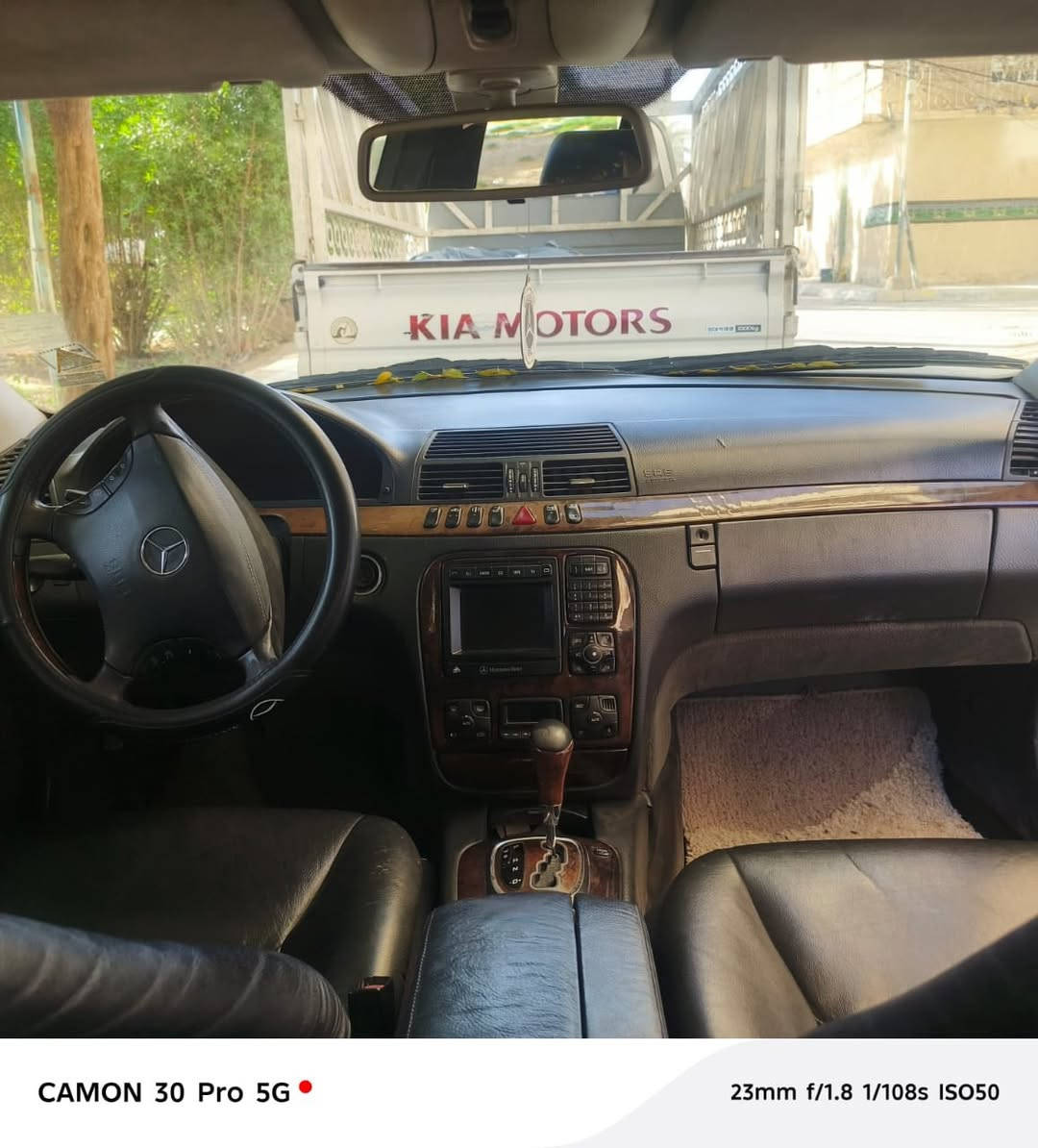 مارسيدس غواصة للبيع موديل ٩٩
رقمها نجف انكليزي 
مكان السيارة كربلاء 
مكفولة من الضربة 
للاستفسار ***********
