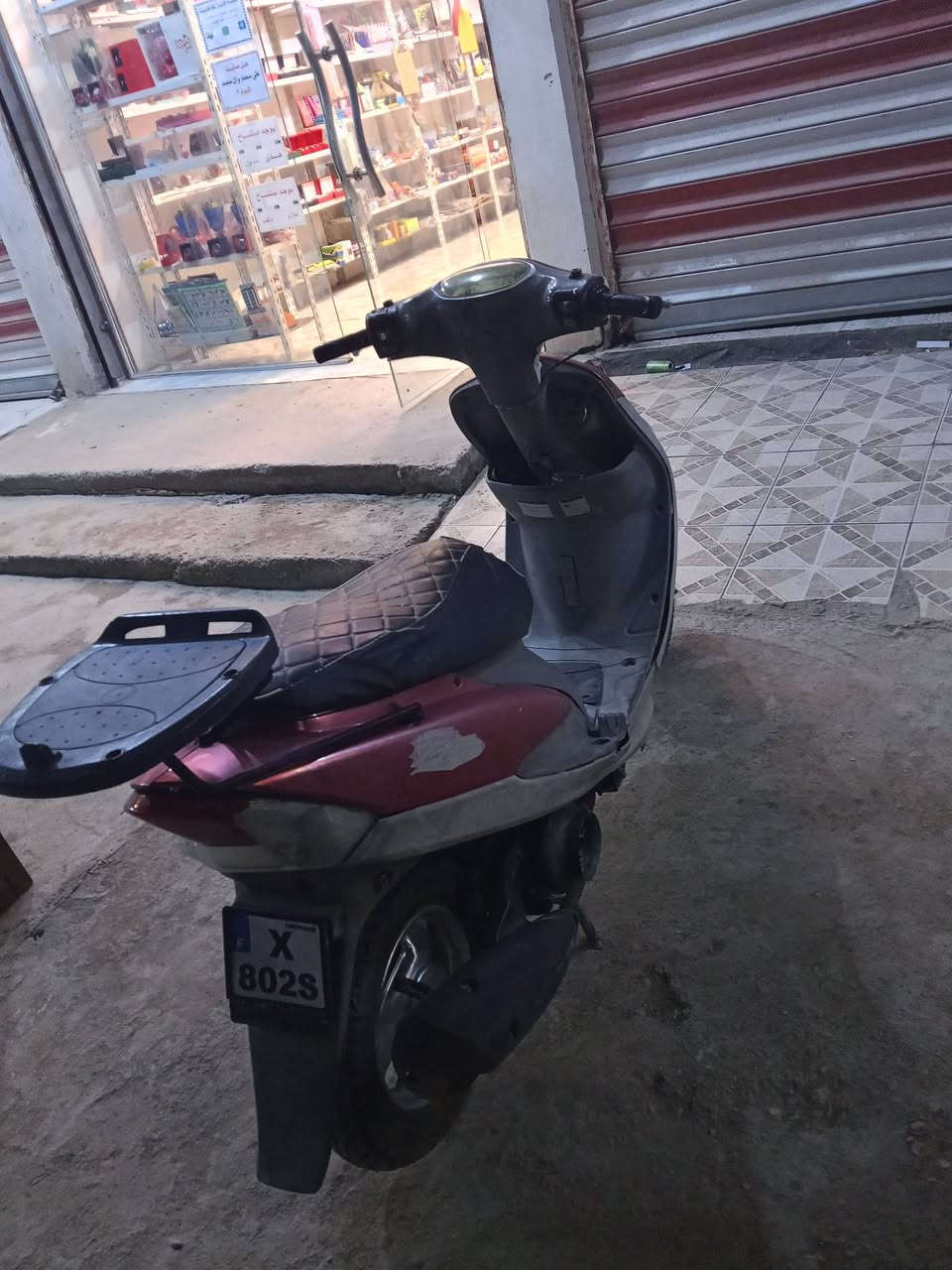 سلام عليكم دراجه ماكس منغولي محرك مامفتوح برغي بيه دراجه محركه ماتسمعله صوت كفرات ختم ب 550وبيه مجال مكان كربلاء طوريج شراي تصل وبيك خير ودلل ***********
