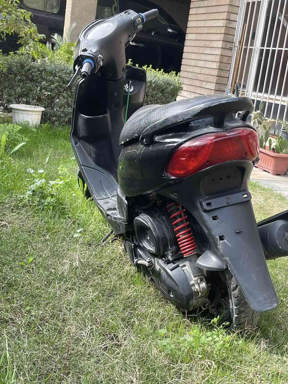 السلام عليكم
دراجه ماكس قجمه دراجه نضيفه ١٢٠ لبيع دراجه ممفتوحه بس رادلها ترتيبات بسيطه السعر ٣٢٥ وبيها مجال بسيط مكاني بغداد البلديات للاتصال 
‭0771 745 7193‬
