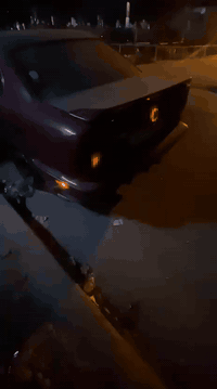 بي ام 525 مسكر 1992  رقم  بغداد السعر 55 وبي مجال
السيارة تخربط بالبداية ورا ما تمشي طبيعي يرادلها صدر واكسل شرط التحويل وبيها مجال 

مكاني بغداد الغزالية 

الرقم: ***********
