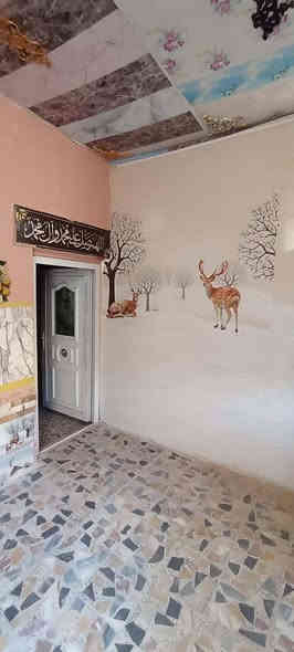 بيت لرهن سنة ب7 ملايين 😱
بمساحة 190 متر يحتوي على غرفتين واستقبال ومطبخ وصحيات 
بشارع المعمل قرب جامع الخزاعل واسواق الامين يبعد عن شارع المعمل 50 متر تقريباً
للتواصل واتساب + اتصال 👇🏻
م. الفهد للعقار***********
امانة الله بلغو من طرفي #حلا_سيف
