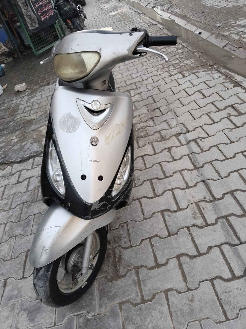 دراجه ماكس منغولي درجه شغاله سلف او هندى لايتات شغله درجه نضيفه أو كله ابلادي مكان بغداد سعر 350او بيها مجال توصل على هاث لرقم ***********
