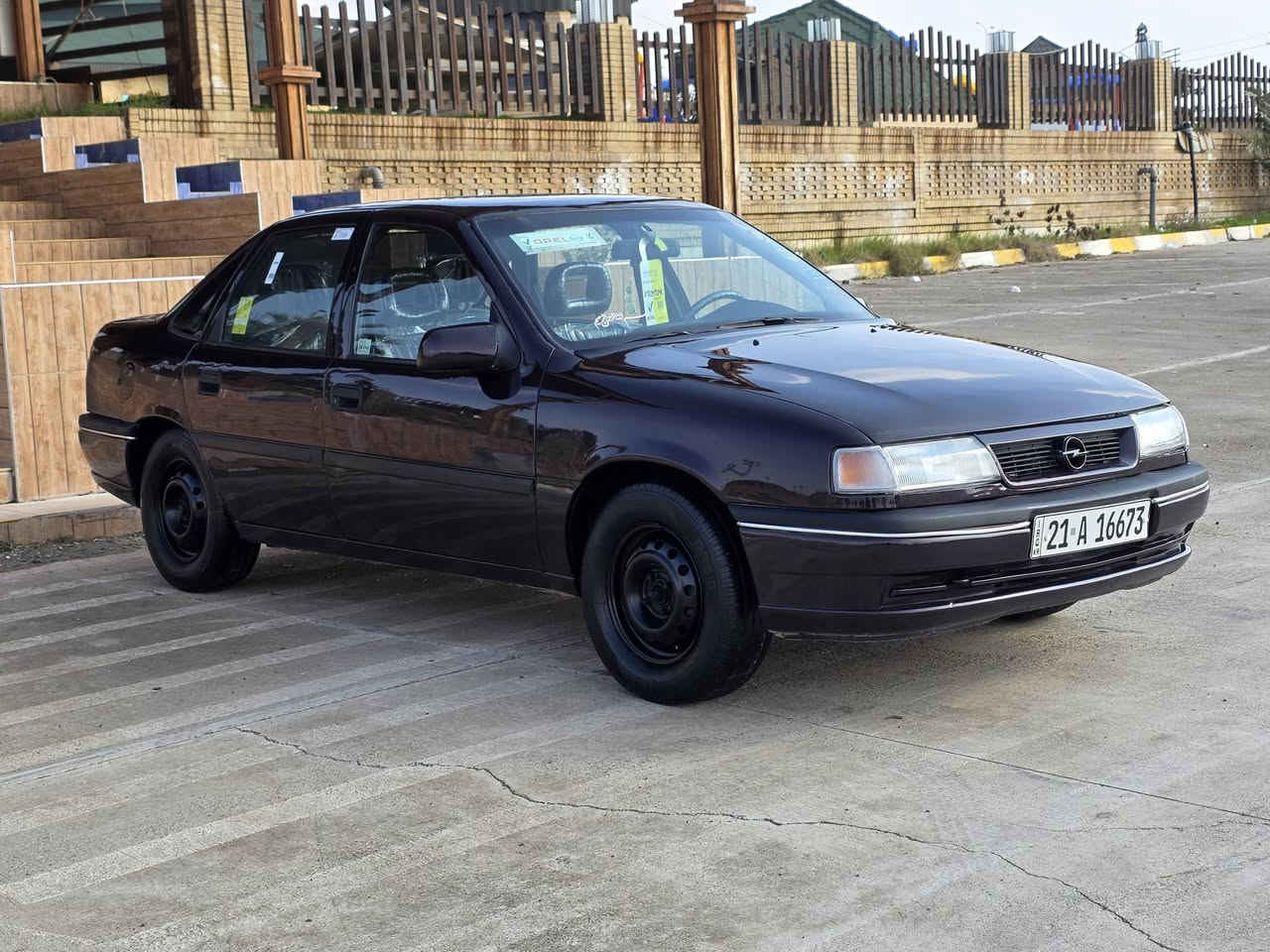 سلام عليكم من رخصة الأدمن المحترم عندي اوبل فكترا المان وضمان موديل 92..رقم سليمانية جديدمحرك حجم 20.كيرعادي
.بشرط لاصرف ولابخار. سيارة صبغ عام لل جمالية فقط بدون ضربة كلة ع بيلاد بدون خياس.  قفل مركزي كنترول.سيارة 4اطارات وباتري كلة جديد صدر امامي وخلفي كله جديد كهربائي شغال سيارة جديدة مابي دينار مصرف ترايك وين متريد السعر 47وبيهة مجال كلش بصيط.لل شراي رجاء مو شراي اعبر منشور بكلمة حلوة مكان سيارة كركوك شورجة ملاحظة بدون اقصاط بدون مراوسة فقط ابيع نقد.لل تفاصيل خابر الرقم ***********.
