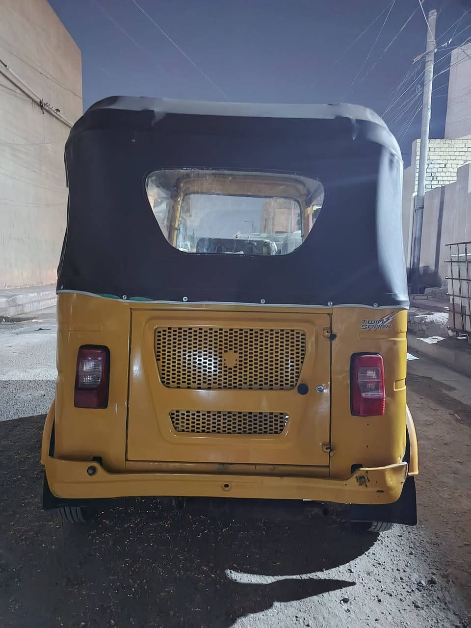 السلام عليكم تكتك ٢٠٢١ شهر التاسع رقم بابل مكينه مبدل بوشه وبستم شغل شركه مكفوله من التنقيص والتبخير بيها ضربه بلغد وبيها طخه بلصفحه معمرات بلادي التكتك معمره من الخياس مكانها بغداد الاورفلي
٧٢٠٠ مال بيع 
***********
