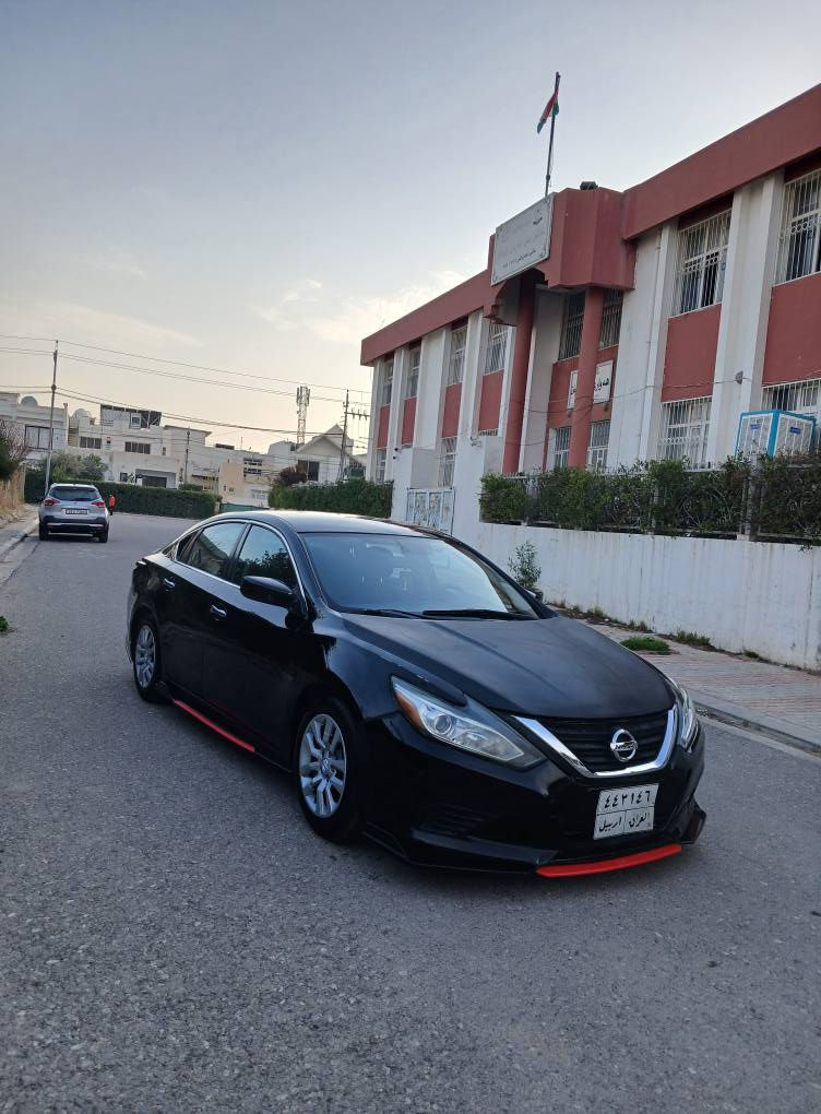 نیسان ئاڵتیما  2016  SV  گێڕ  مەکینە تەبرید بەشەرت  5 پارچەی سبوغ بێ ژوورێ سوکان ڤۆلیۆم  ABS چوار جام کارەبای چوار تایەی نوێ فول مواسەفات سەیارەکە کامل جاهیز کراوە تەعویل غەرامە بە شەرت ژمارە مۆبایل : *********** واسئاپی لە سەرە ❤ أربيل, العراق
