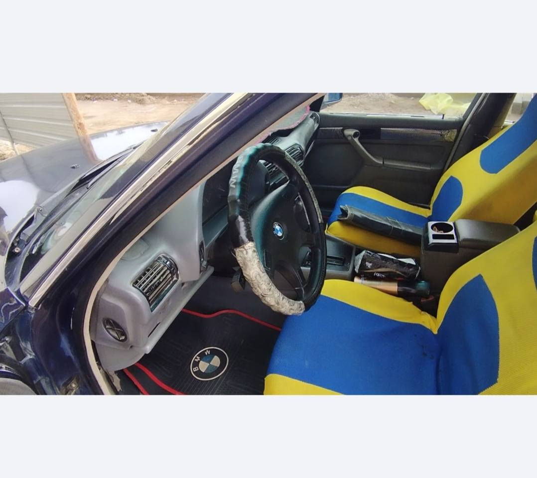 بيام 700 محرك بلاد رقم شمالي السنويه غير نافذه السيارة جاهزة للمراوس السعر ٥٠ العنوان البصرة قضاء المدينة رقم الهاتف ***********
