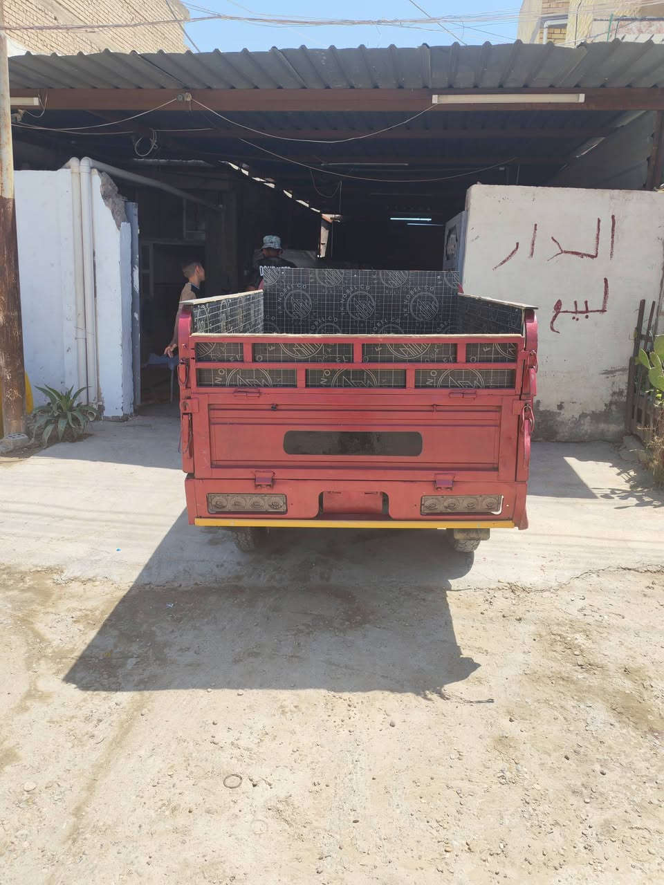 السلام عليكم اخوان ستوته للبيع موديل ٢٢ نضيفه السعر مليون و ٥٠٠ وبيهه مجال مكانهه سبع البور التواصل على الرقم ***********
