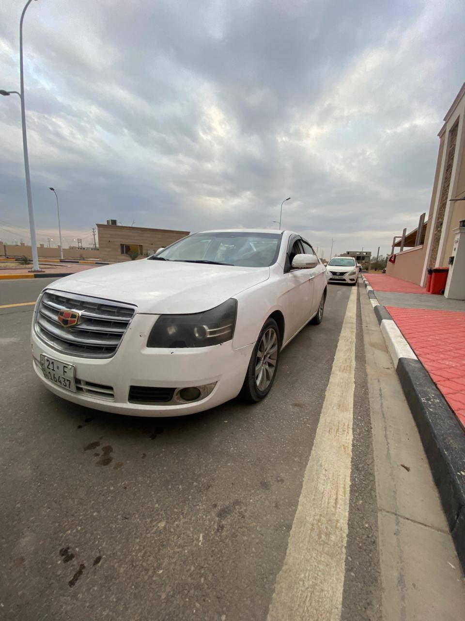 السلام عليكم جيلي ام كراند c8ملكي 2013 مكينه جبيره 2400 فول مواصفات جلد شاشه كامره فتحه نقطه عمياء مري شفط ثلاجه خير من الله سياره مكينه كير تخم تاير جديد حداده جديده سنويه هزه جديده بسمي تحويل ثاني يوم رقم تلفون*********** مكان سياره بصره سراجي رقمه سليمانيه سعره 85وبيه مجال جدا قليل رجاء مو شراي لا يتعبنه سياره جاهزه خير من الله البصرة, العراق
