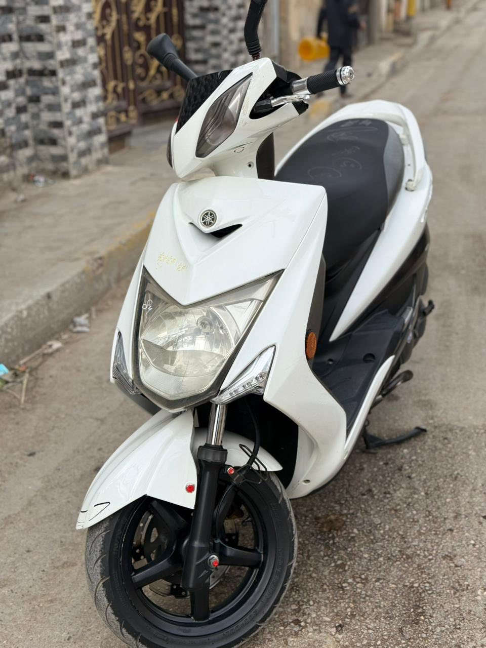 سلام عليكم سكنس لد للبيع دراجه برغي ما مفتوح بيهه مكفوله كفاله عامه العنوان بغداد بوب الشام الشراي يتصل ويدلل ***********
