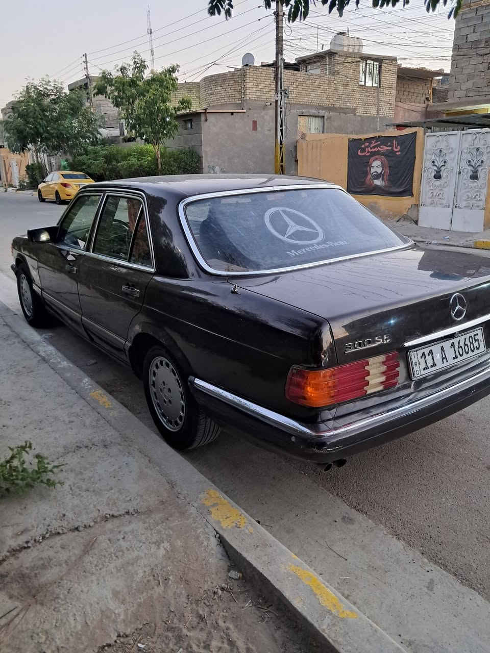 للبيع مارسيدس موديل ٨٠ سنويه له ٣٠ جديده داخله هزه مصفره بسمي مكينه وكير ٣٠٠٠ راس ثور جدد صدر جديد امامي خلفي تبريد شغال ثلج كهربايات كل شغال سياره بلاديه مابيهة صبغ فقط جاملغ امامي جهت السايق سعر 45بيهة مجال شراي يخابر ***********شرط التحويل مابيع قصد
