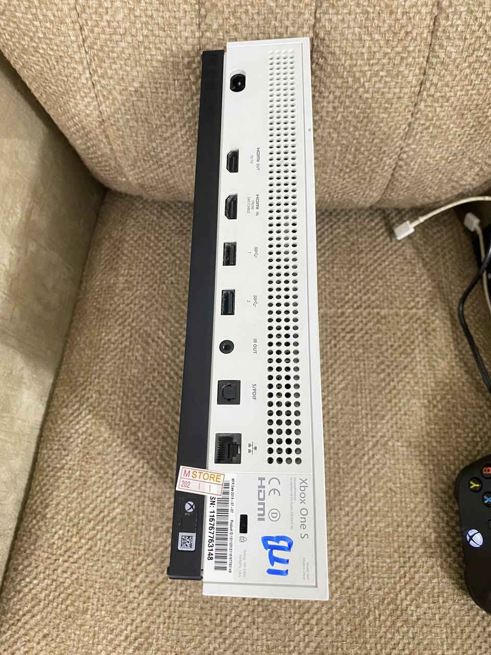 للبيع اكس بوكس ون إس ذاكره 1تيرا بي 13لعبه من ضمنه كراند5 وفورزا وفيفه وبيس يده 1 لجهاز مامفتوح بعده لوك ستيكر سعر 190وبي مجال /***********
