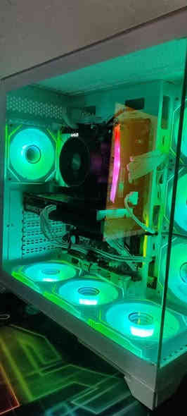 سلام عليكم كيس نضيف للبيع
AMD Ryzen 5-5600X

ASRock B550 Pro4

GALAX GEFORCE RTX 3060

VENGEANCE ‌‏RAM 16GB RGB

M.2-256G

SsD 1T

Segotep CM750W+80

السعر 850 وبي مجال بسيط
مكاني كربلاء متوفر توصيل جميع المحافظات 
***********
