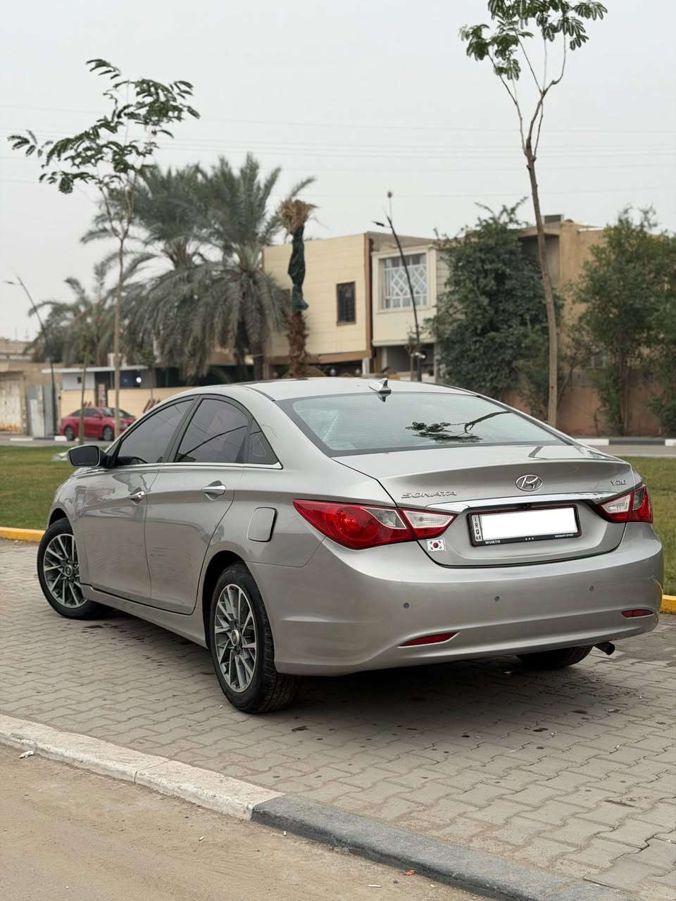 للبيع بدون مراوس 

هيونداي سوناتا 
موديل 2014. اصل 
محرك بانزين دوش 2400
السياره ادوات ادوات دخول جديد 
كصه جنطه وشغل باجات بلادي 
متوئمه ارقام وسنويه شغل حلو 

مكاني البصره 
سعر وتفاصيل اكثر اتصل 
***********
