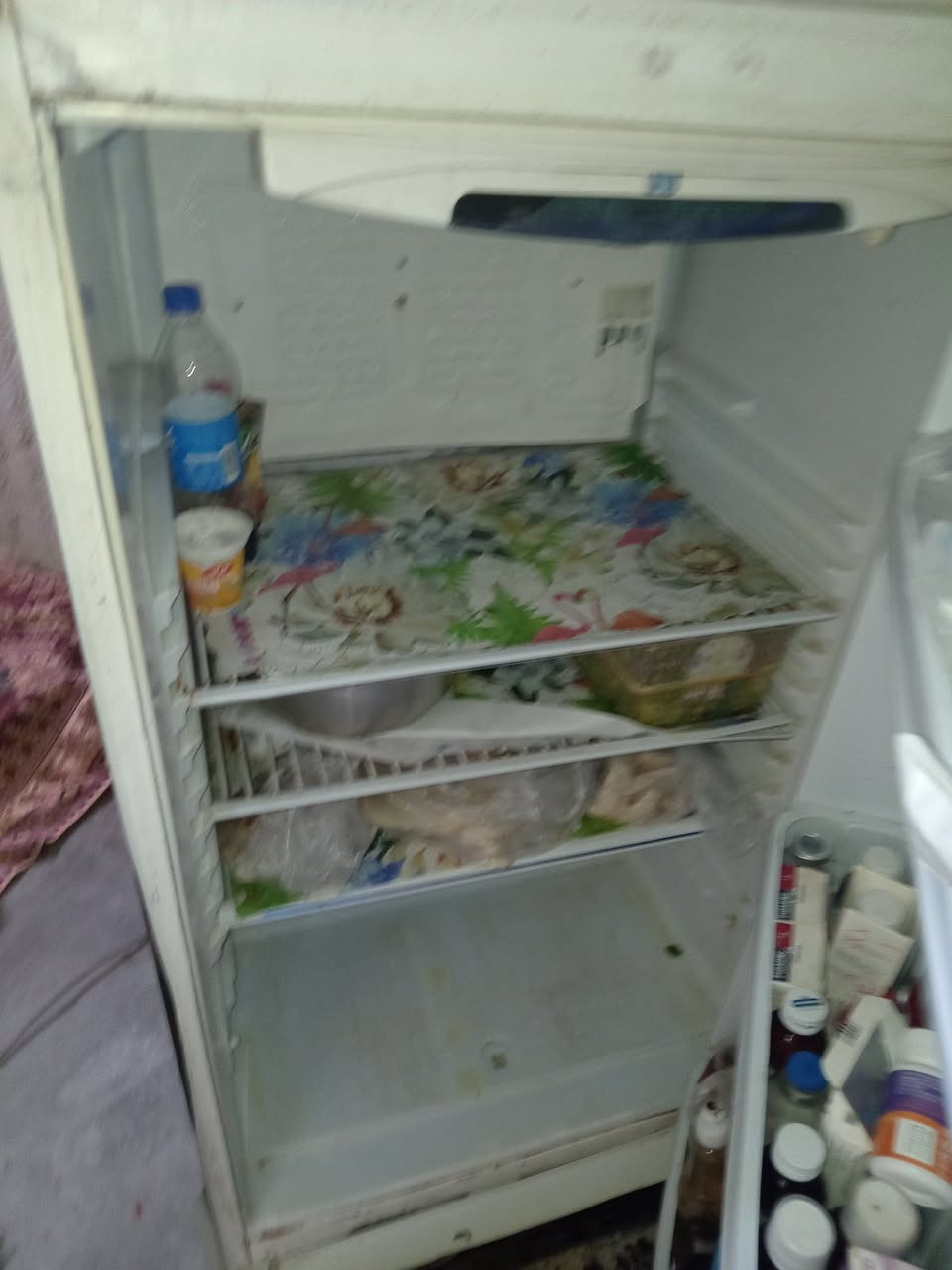 ثلاجه كونكرت حجم كبير مستعمله ماعرف شنو عطله بس ضوى يشتغل


**إذا كنت صاحب هذا الإعلان وتريد حذفه لأي سبب، رجاءا أرسل رسالة إلى الدعم الفني**