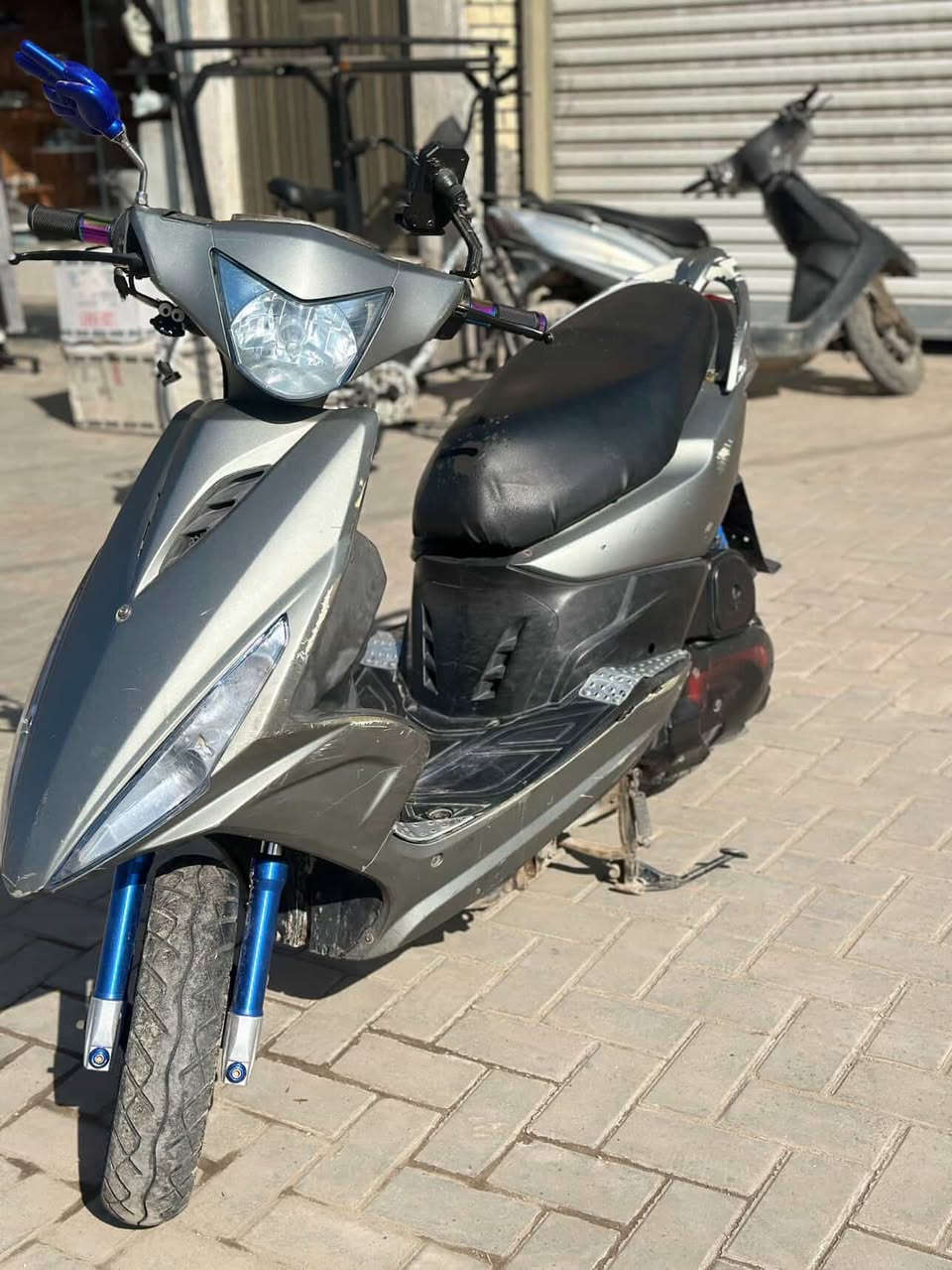 السلام عليكم دراجه ماكس مضلع حيل نضيفه صار شهرين من منزله من رمبه ماطابه تصليح ابد مستعجل علا بيعته سعر650وبيه مجال


**إذا كنت صاحب هذا الإعلان وتريد حذفه لأي سبب، رجاءا أرسل رسالة إلى الدعم الفني**