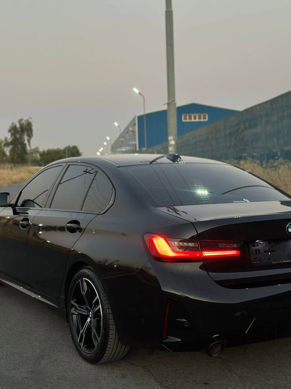🤲السلام عليكم🤲
❤️النوع:BMW 330❤️

🦁الموديل:2025 M PRO🦁

الضرر:بيها فقط چاملغ الامامي يمين  صبغ
بدون دواخل بدون الايرباگ

🫡السعرر:35500$ بيها مجال بسيط🫡

🙏العنوان:اربيل معرض شاروژ🙏

☎️الرقم موبايل:***********☎️
