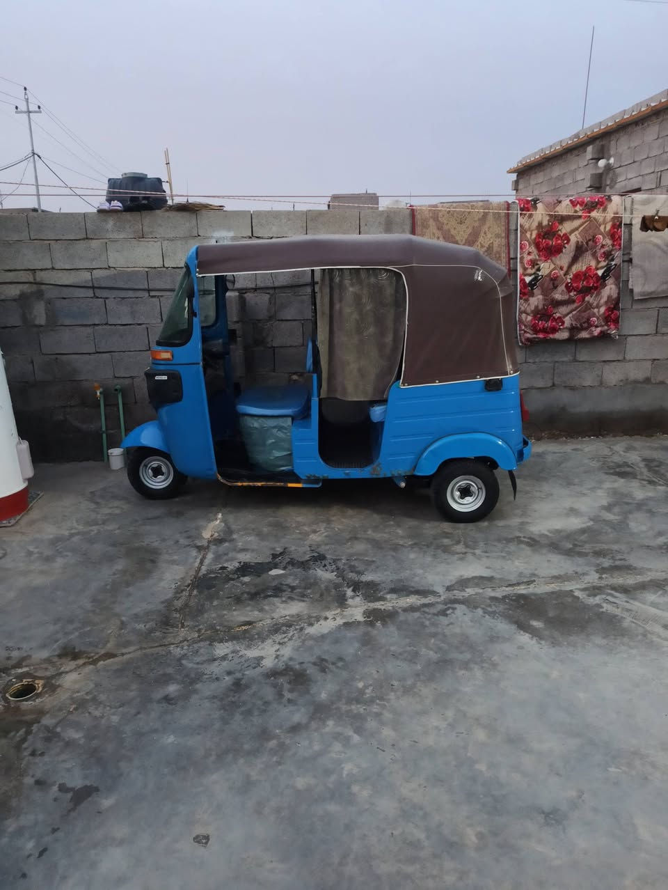 السلام عليكم
تكتك موديل 2020 للبيع رقم وسنويه واسط نگليزي 
تكتك مكفوله من كلشي ما بيها قطرة صبغ ولا تعمير بس بيعة شخوط جاهزة من كلشي 
السعر 6500 وبيهة مجال مكاني 
 واسط عزيزيه 
***********
