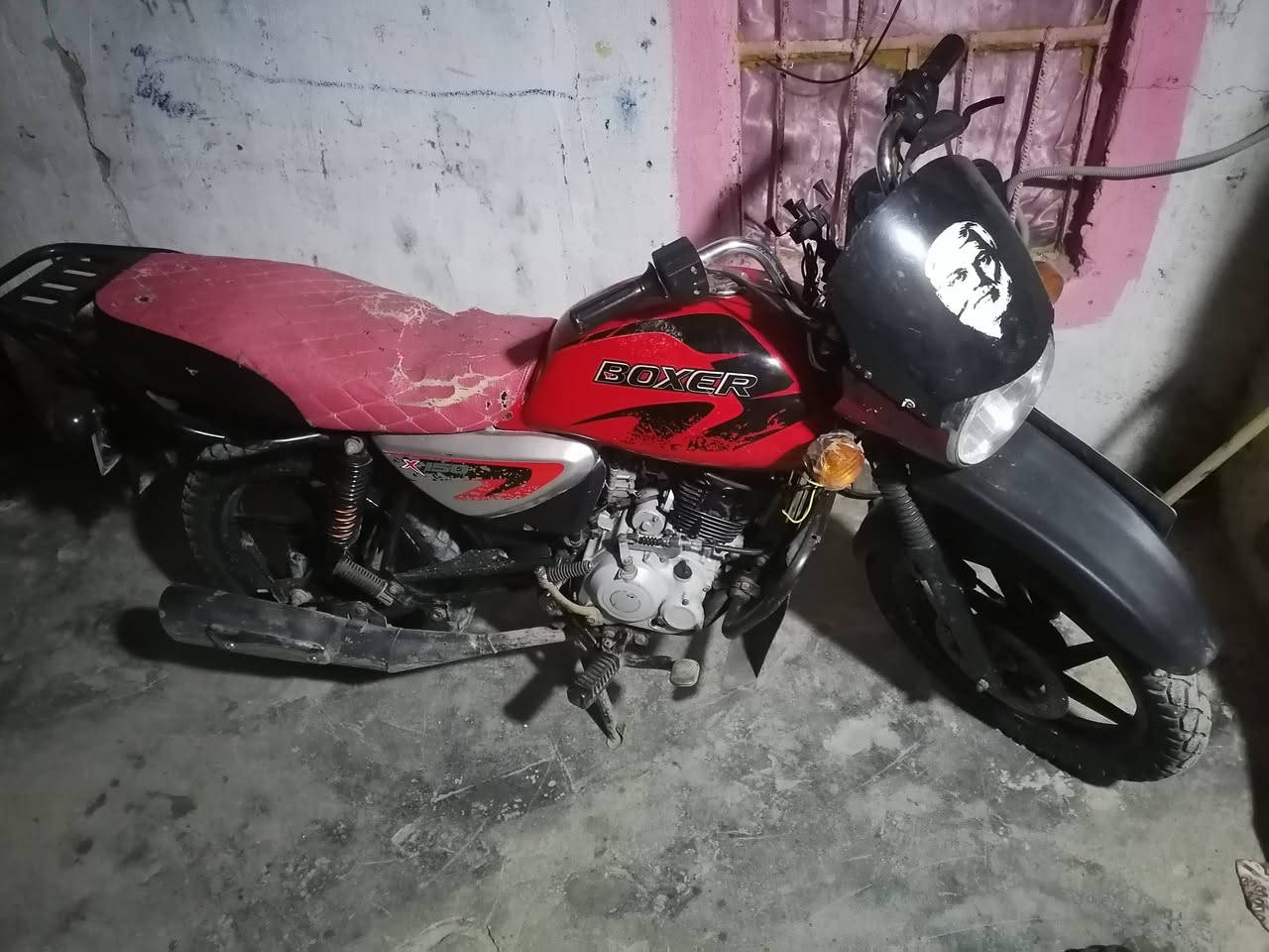 اسلام عليكم بوكسر رقم موديل 22 باسمي مجفته تجفيت شركه الدراجه احلا من الصور بعد سعره مليون 600 وبيه مجال قليل متوفر واتساب ***********
