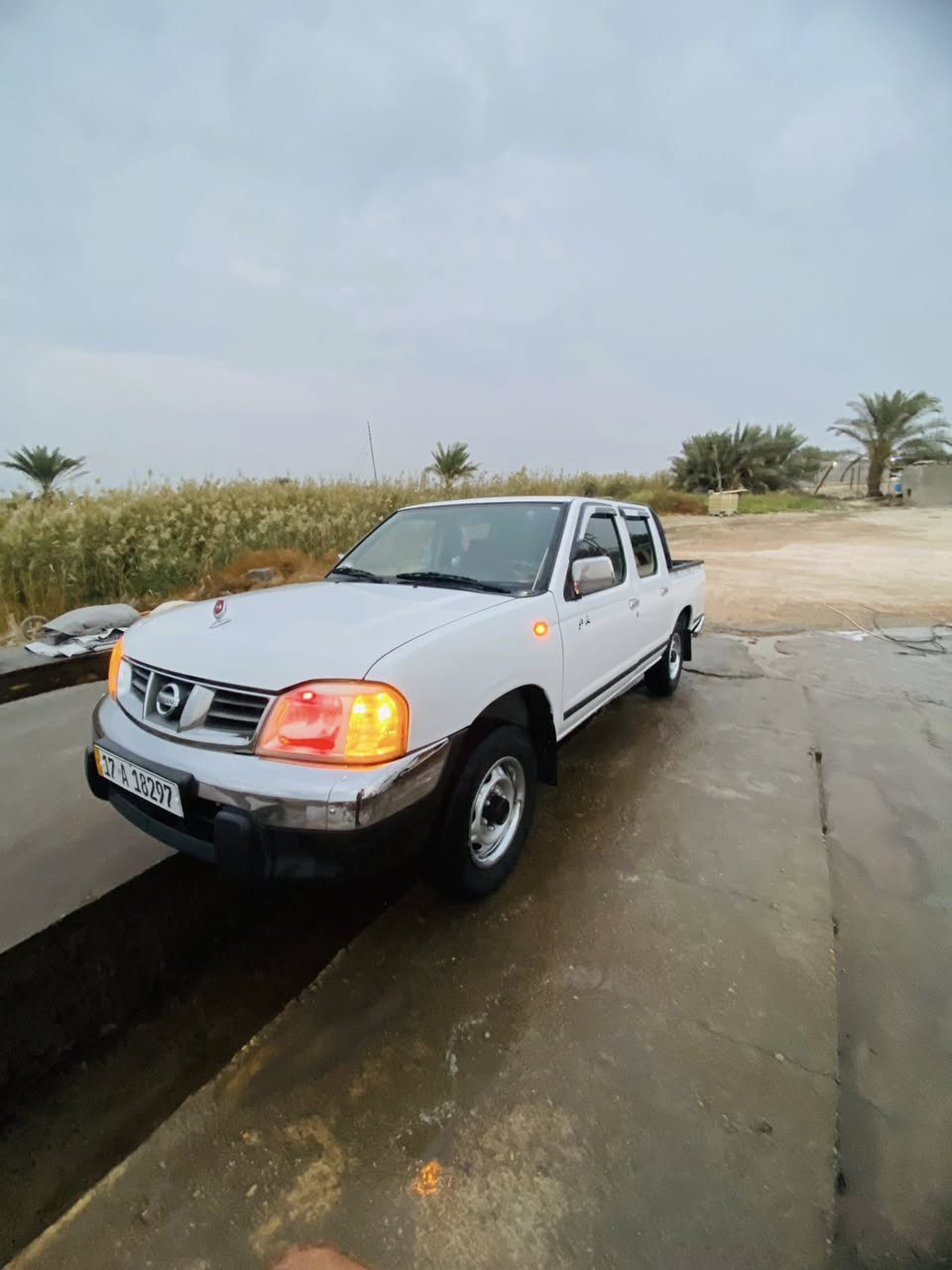 سلام عليكم نيسان البيع مكفوله كفاله عامه جاهزه رقم إنكليزي بسمي مداور ثاني يوم مكان السماوه الوركاء السعر 145وبيه مجال قليل حك الجيه ***********
