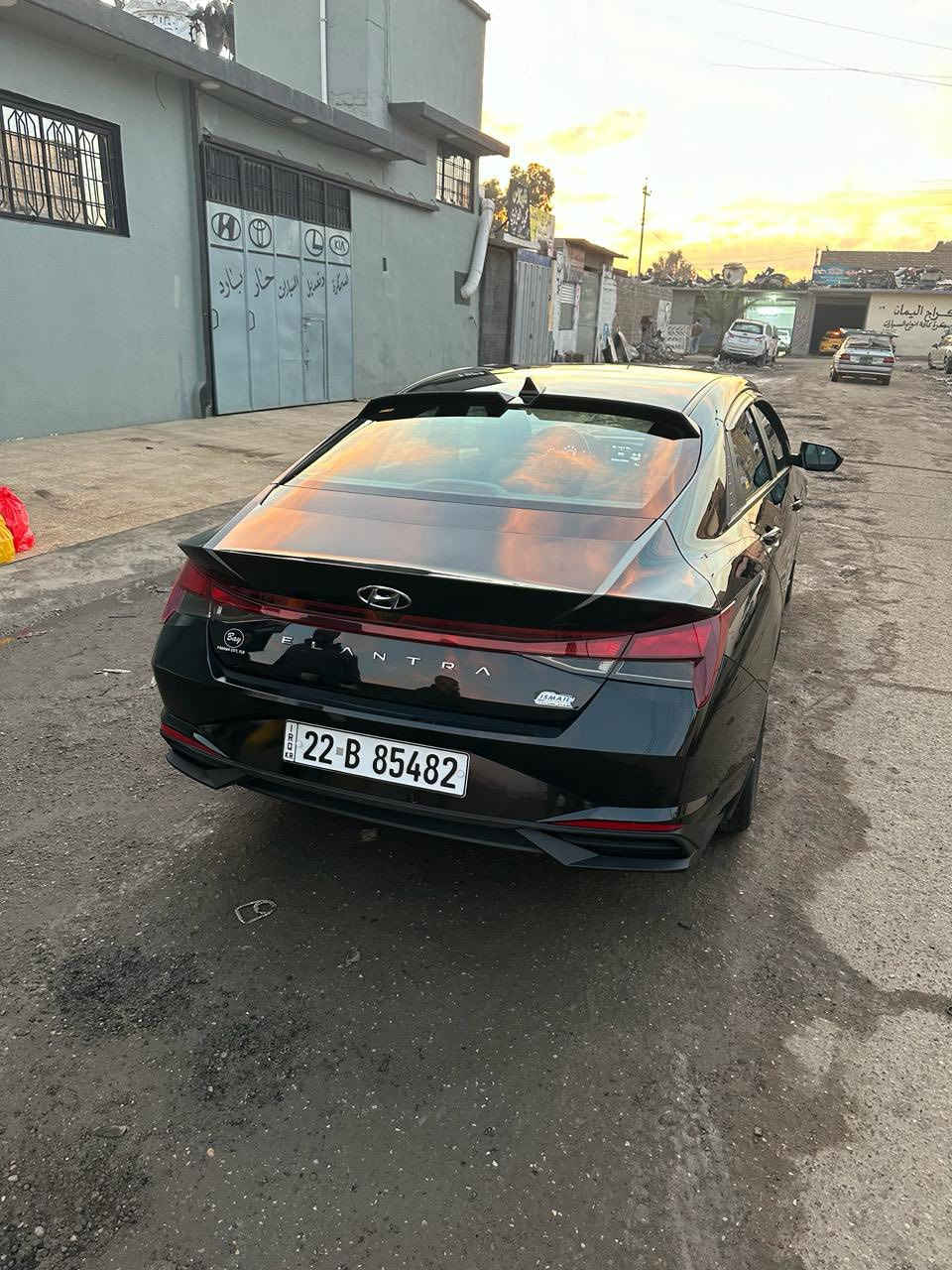 السلام  عليكم 
سيارة الانترا موديل ٢٣ وارد امريكي للبيع 
محرك 2000  
صور الحادث مرفقه بالمنشور 
للاستفسار اتصل 
***********
