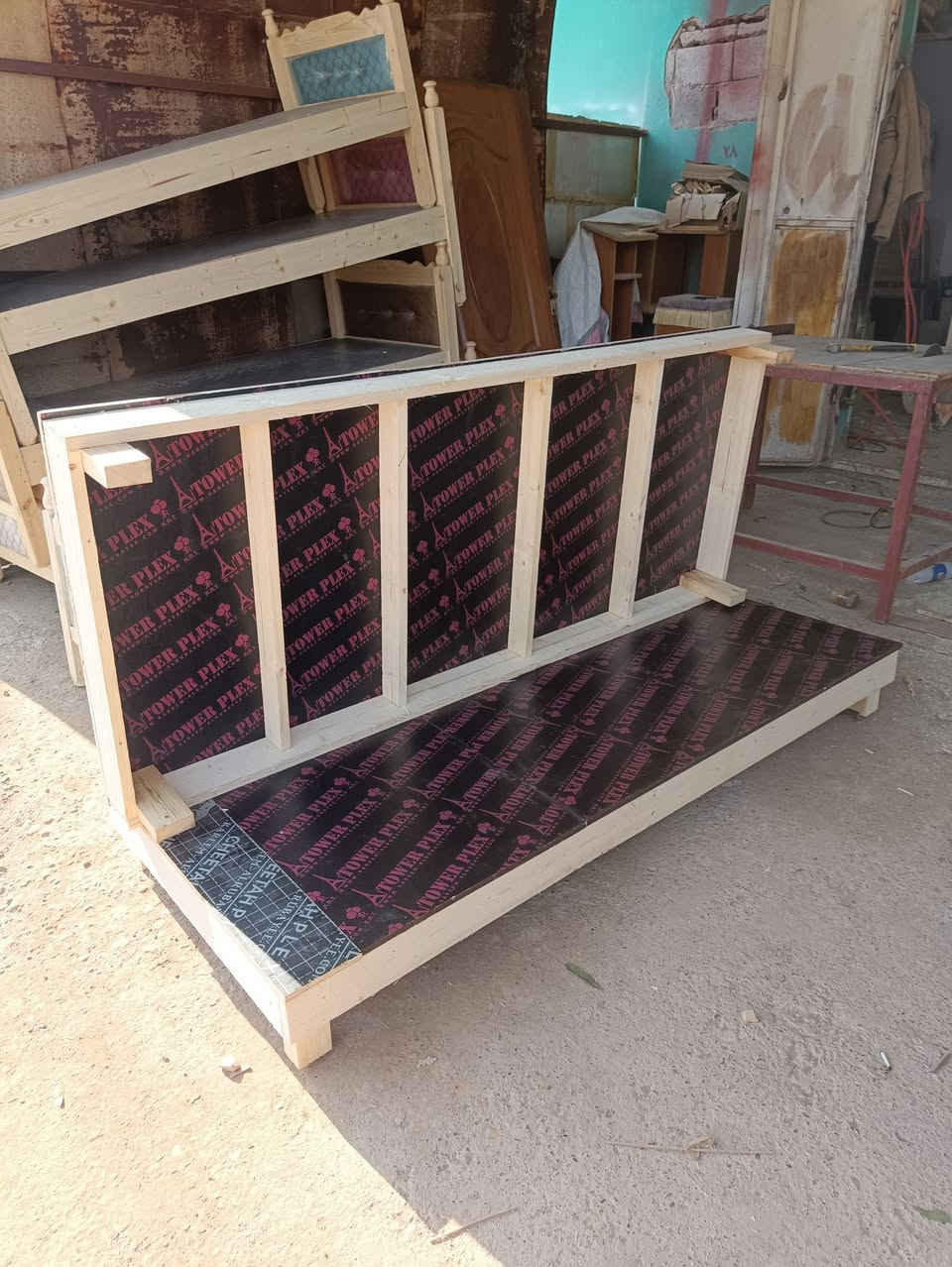 صوميه نفر ونفرين ع قياس التركي تفصال حسب الطلب الخالص حي الجنود مقابيل الصوره توجد خدمة توصيل ***********
