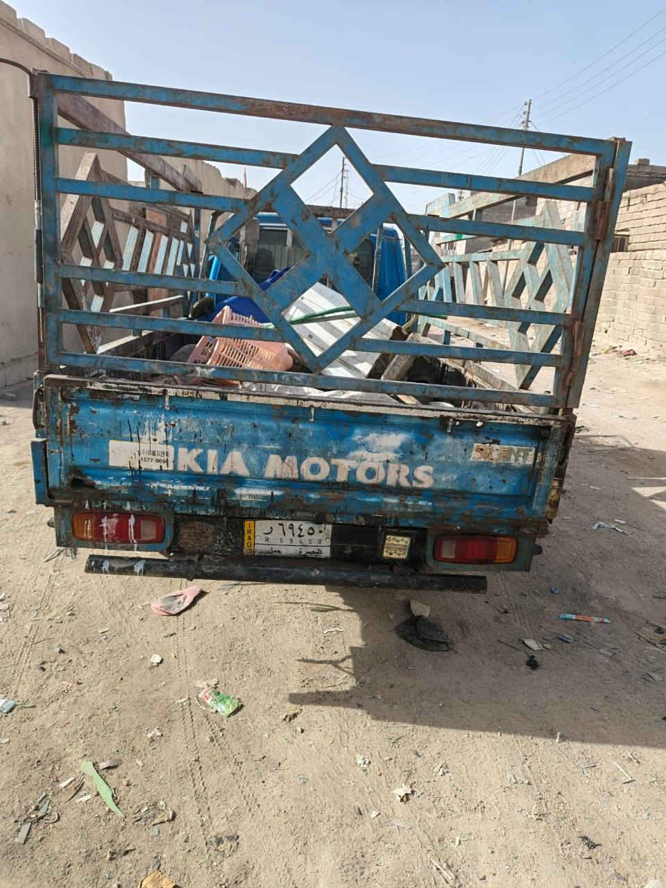 سلام عليكم كيه للبيع موديل 1994 سنويه مامنتهيه+شرط تحويل مباشر  حداديه جديده كير واكسن جدد المحرك بي بخار شاصي مكفول المكان البصره الزبير للأستفسار ***********
