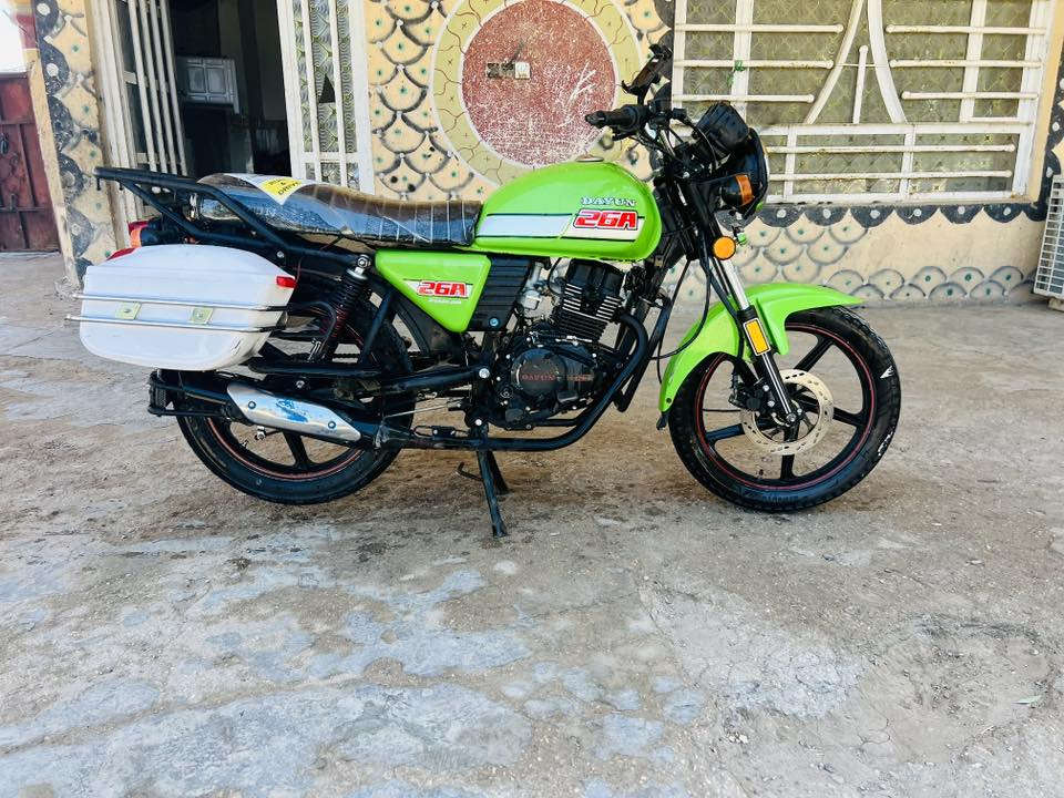 سلام عليكم دراجة دايوان للبيع موديل 22 أوراق اصوالي شرط ترقيم.   وصل معرض.  دراجة مجنبزةًًًً رزانة فوال.  مكفولة كفالة عامة كهربائيات  كلة. شغال.  أي نقص مابيهةً.  محرك. 200  كتابة حمرة  السعر مليون 450 وبيهة مجال الرقم ***********
