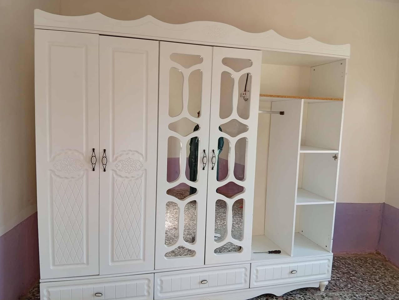 نجار فتح وشد ونقل انوع الغرف التركي العراقي الماليزي يوجد كادر عمال متخصص ونقل الأثاث العام داخل وخارج كربلاء جميع المحافظات التوصيل مسؤوليتنا الاتصال *********** + واتساب
