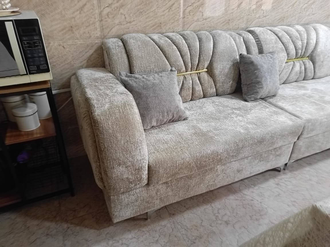 بـالأقـسـاط الـمُـريـحـة.. جـدّد أثـاث بـيـتـك مـع "سـفـيـر" ✨
يعلن معمل ومعرض سفير عن وصول أحدث موديلات (الدايون وتخم القنفات) بتصاميم تجمع بين الفخامة والراحة.
• خياراتنا: متوفر (جاهز) للاستلام الفوري، أو (تفصال) حسب ذوقك وقياسات منزلك 📏. 
. متوفر جميع للاوان ومديلات الي تناسب ذوقك 😉♥️
• نظام الدفع: أقساط ميسرة تناسب الجميع 🛑.
• الضمان: نوفر لكم ضماناً حقيقياً وضمان صيانة لنحسم  ثقتكم 🤝.
📍 العنوان: الزهور - خلف أفران الكرخ - بالقرب من جامع الشهيد صباح.
📞 للحجز والاستفسار: *********** (متوفر واتساب)
زورتنا تسعدنا.. ستجدون ما يرضيكم بالتأكيد! ✅
