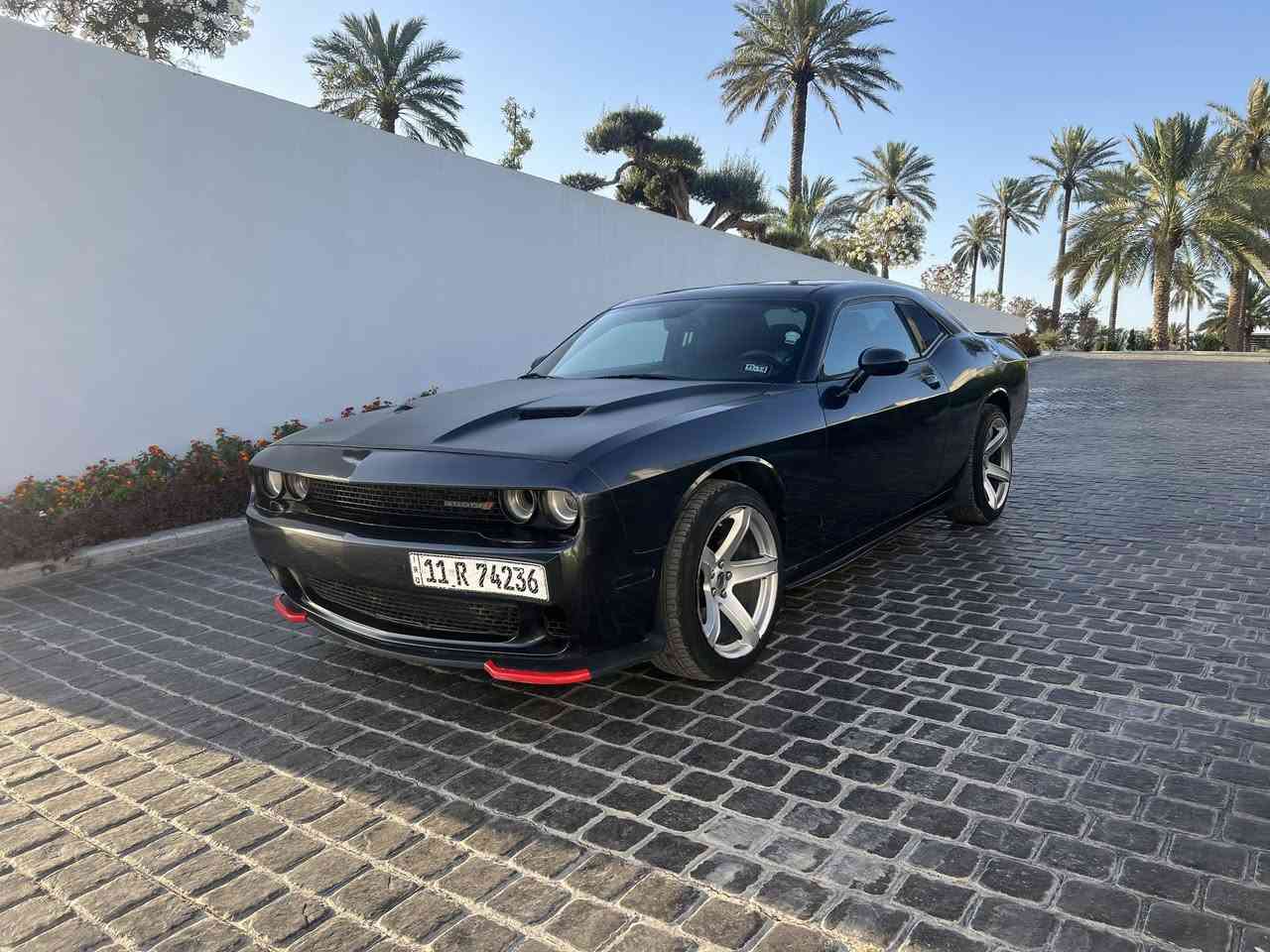 السلام عليكم
دوج جالنجر Sxt موديل 2016 تو ويل
ماشية 85 ألف
 رقم بغداد الجديد بأسمي  شرط التحويل

المواصفات:
شاشه كبيره
بصمة تشغيل وبصمة ابواب
تشغيل عن بعد
مانع تزحلق
زارعلة عدسات لايت  ب ٥٥٠ الف 
كير ومحرك مكفولات بلاديات

ادامة كاملة لمنظومة الاحتراق
السياره كاملة مناقصة شي

حادثها قطعتين صبغ جاملغ وبنيد
ولجاملغ الخلفي  بارد بس شغلة جان ممرتب ونصبغ
يعني ٣ قطع صبغ

سونارين موجودة ناشرة موضلحك كلشي
وصور الحادث هم ناشرة

السعر : 138  وبية مجال بسيط للشراي يجي يشوف ويدلل
وسعر بل نسبة لنظافتها يعتبر كلش مناسب ما تتقارن بل مرعبلات 
بل عافية عل تكون من نصيبية

مكان السياره /  بغداد العامرية 

للاستفسار /  ***********
                  ***********
