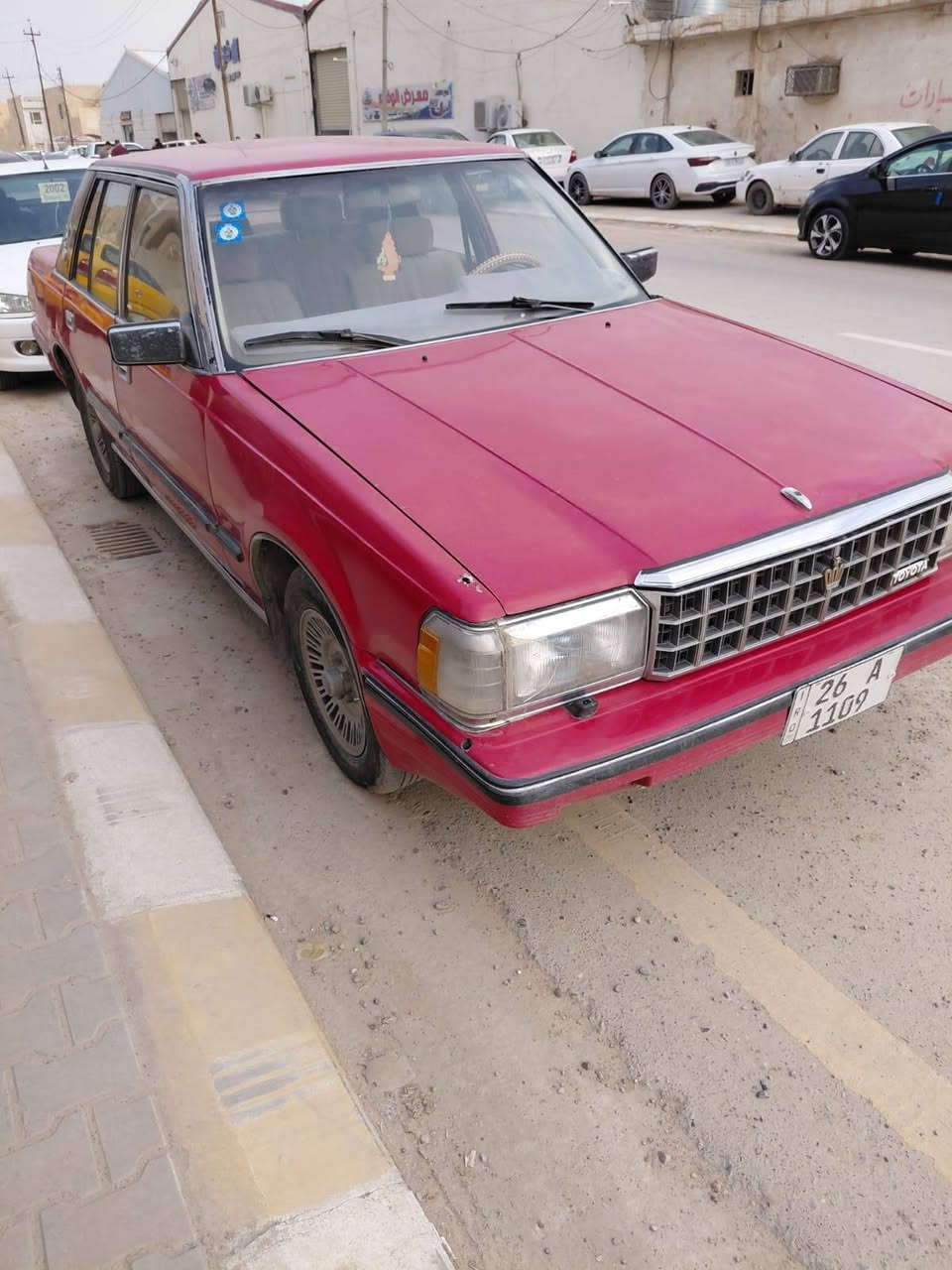سوبر موديل ٨٤ رقم صلاح الدين دولي بإسمي سنوية لل ٢٠٣٠ محرك vvt مكفول وكير أوتوماتيك تبريد شغال كهربائياتها كلها شغاله غرفتها حلوة صدر جديد تايرات جديده مصبوغه حزام سيارة مال جناي ماتصرف عليها شي سعرها ٤٨ وبيها مجال بسيط للشراي مكانها تكريت اتصل بصاحب السيارة 
*********** بيه واتساب
