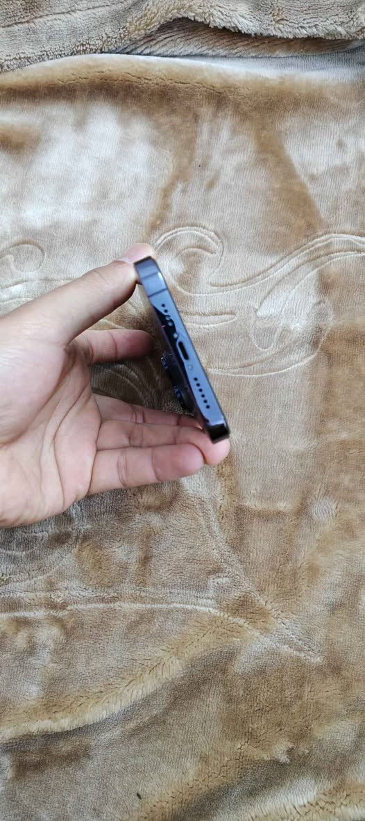 Iphone 14 pro max
128
1 سیم
پاتری 84
Face ID ✅

بێ کێشەیە
شاشەی گۆڕاوە بە ئەسلی DD
 کەڤەری گۆڕاوە 
نرخ 380$ أربيل, العراق


**إذا كنت صاحب هذا الإعلان وتريد حذفه لأي سبب، رجاءا أرسل رسالة إلى الدعم الفني**