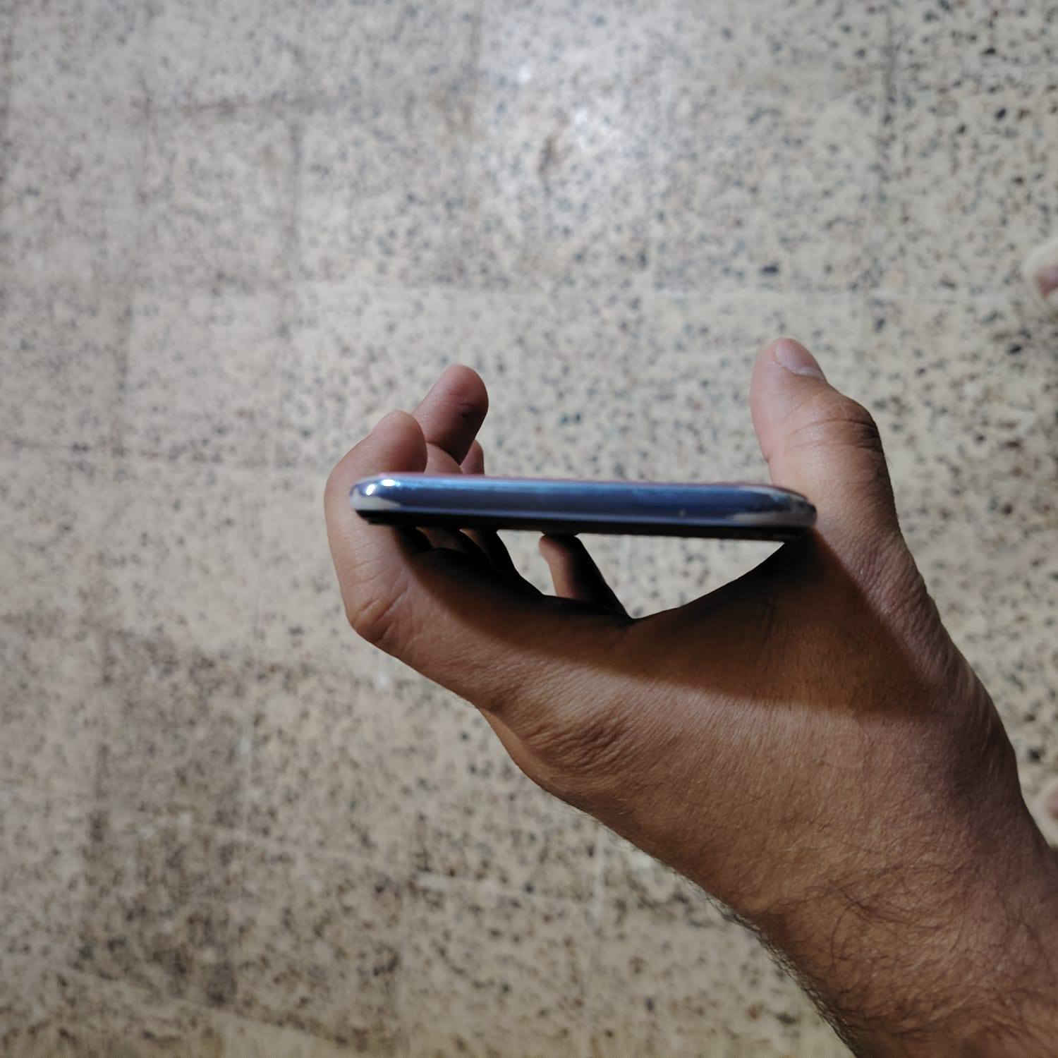 سلام عليكم Y9 2019 للبيع ذاكره 128 رام 4  الجهاز مكفول من الفتح والتصليح فقط مبدل بطاريه و بيها فطر صغير بالأسفل بالجامه اما  المس سليم 100٪ سعر الجهاز 50 الف مكاني موصل جانب الأيمن


**إذا كنت صاحب هذا الإعلان وتريد حذفه لأي سبب، رجاءا أرسل رسالة إلى الدعم الفني**