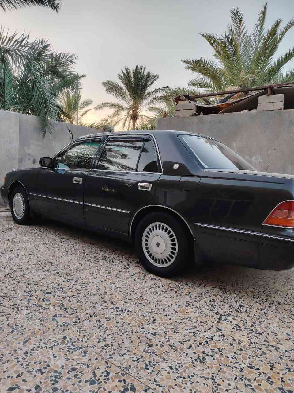 سلام عليكم راس الثور تكم ايسر بلاد رقم بقداد دولي بسمي مديل 1998باقي التفاصيل اتصل واتساب مكان السياره البصره قضاء المدينه بني منصور ***********
