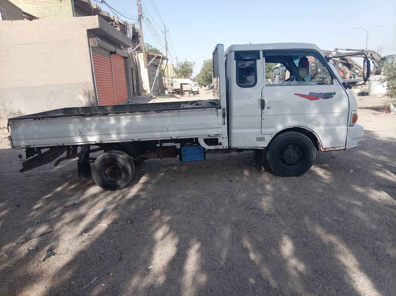 سلام عليكم كيه بنكو 95   سياره تخم تاير  مكينه  تحويل مكان سياره بغداد نهروان  سعر 52  وبيه مجال قليل ***********
