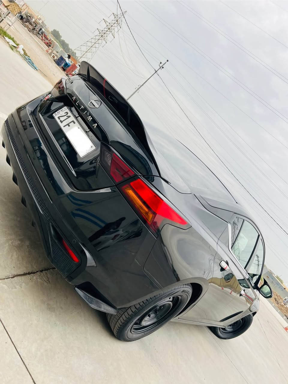 کوردی - عربی 

ئاڵتیما ٢٠٢٣ مواسەفات S
تەنها بۆنیدی بۆیاخە  
جەمەلەغی سەکن گۆریومە  بە بیلاد
ئێرباگی تەقیوەو بیلادی دانراوەتەوە 

***********☎️
1N4BL4BV3PN352315

ئالتما مودیل ٢٠٢٣ مواسفات عادی
بنید سبغ
جملغ سکن مبدل بلادی بدون دواخل 
ارباک سستم كالار, السليمانية
