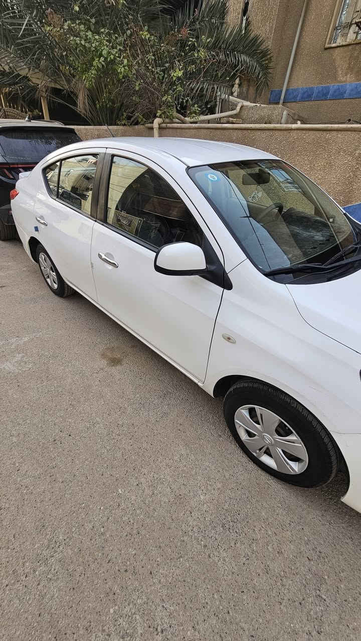 السلام عليكم 
سني موديل ٢٠٢٠ ،ماشية ٧٥ الف كير محرك تبريد كفالة تخم تاير جديد سيارة مكفولة من صبغ ولتبديل شاشة اصلية ،بيهة بارد بالجاملغ سونار موجود سيارة خير من الله رقم بغداد باسمي 
لشراي يتصل مكاني بغداد لسعر 118 ورقة بيها مجال
رقمي ***********
