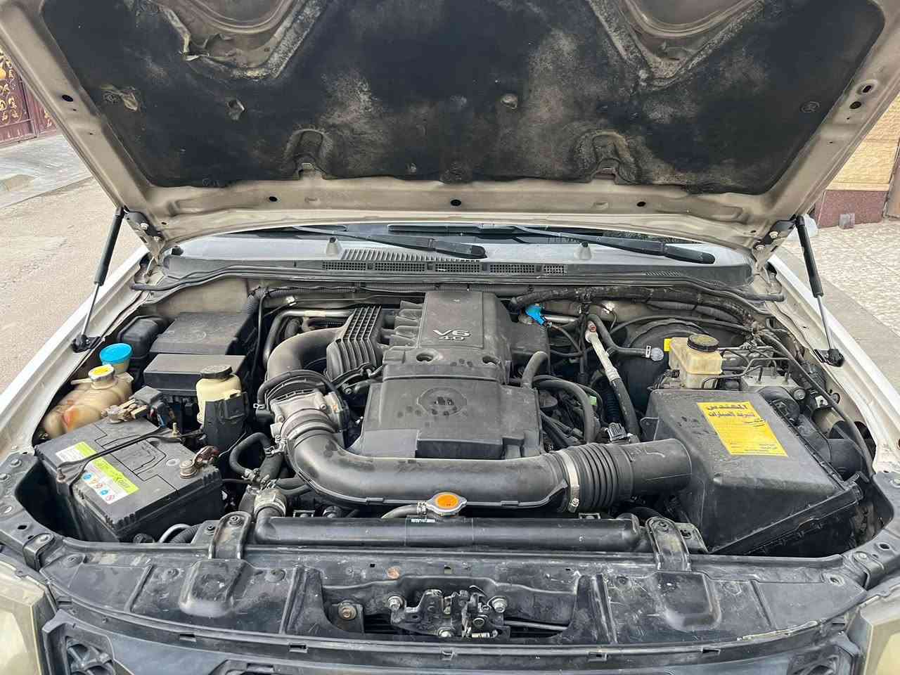 نيسان اكسترا موديل ٢٠٠٩ وارد خليجي فور ويل تخم تاير تبريد قطعتين ثلج السيارة كامله مابيك اي نقص السعر ١٢٠ بية مجال وتخلي رقم تلفون حجم الكير الف دشبول ارمادا لاسفسار رقم الهاتف ***********
