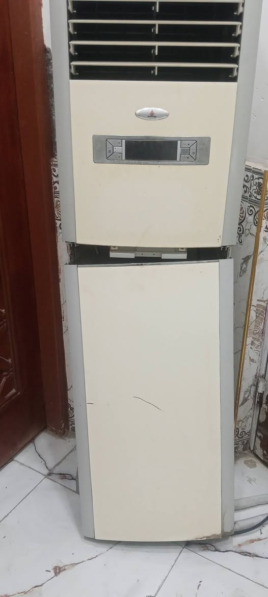 سلام عليكم سبلت الحافض طنين ونص شرط اشغل وتبريد 
سعره 500وبيه مجال مكانه الناصرية الفداء  مكلف  انشر تفاصيل تصل على رقم ***********
